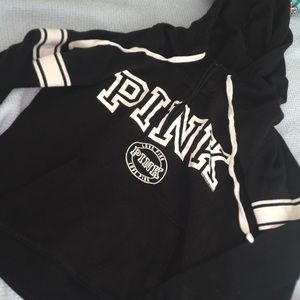 A PINK victoria secret fleece/hoodie